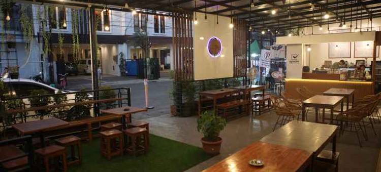 井里汶拉哈于酒店(Rahayu Hotel Cirebon)图片