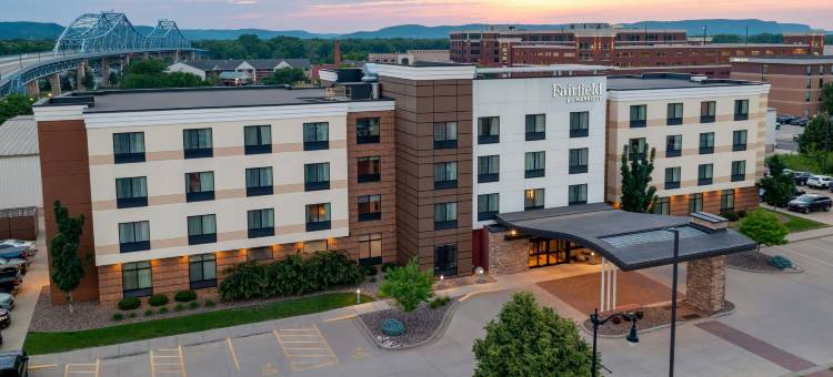 拉克罗斯市中心万枫酒店及套房(Fairfield Inn & Suites la Crosse Downtown)图片