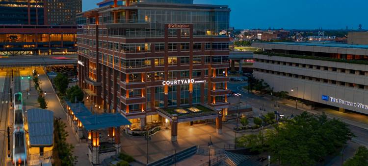 布法罗市区/运河区万怡酒店(Courtyard Buffalo Downtown/Canalside)图片