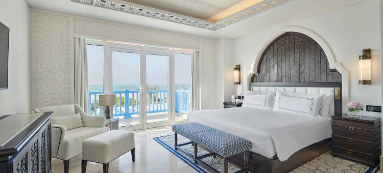希尔顿萨尔瓦海滩度假村及别墅(Hilton Salwa Beach Resort & Villas)图片
