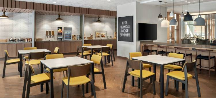 密尔沃基西万豪万枫套房酒店(Fairfield Inn & Suites Milwaukee West)图片