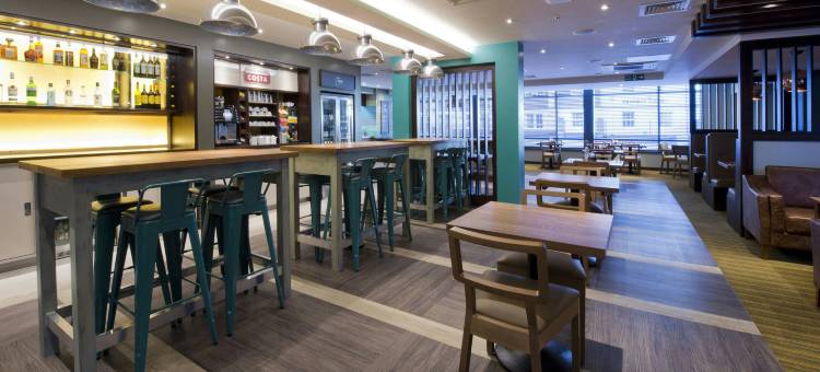 莱奇沃思花园城普瑞米尔酒店(Premier Inn Letchworth Garden City)图片