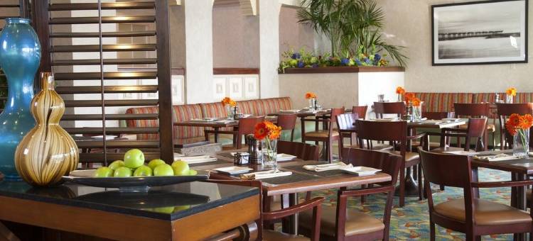 纽波特海滩万豪湾景酒店(Newport Beach Marriott Bayview)图片