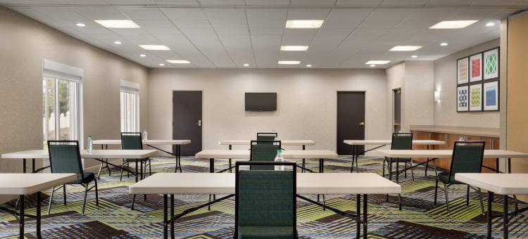 智选假日套房酒店奥本 - 大学区(Holiday Inn Express & Suites AUBURN - UNIVERSITY AREA by IHG)图片