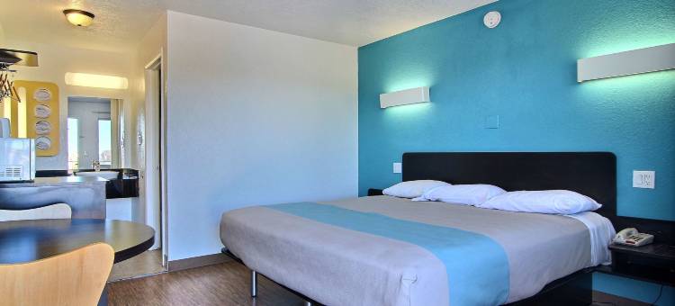 卡尔斯巴德6号汽车旅馆(Motel 6 Carlsbad, NM)图片