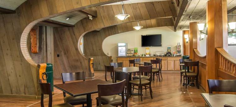 库斯湾凯艺套房酒店(Quality Inn & Suites at Coos Bay)图片