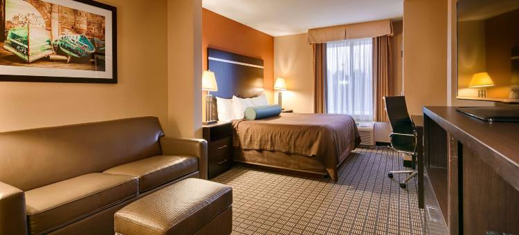 浮筒海滩贝斯特韦斯特优质酒店(Best Western Plus Pontoon Beach)图片