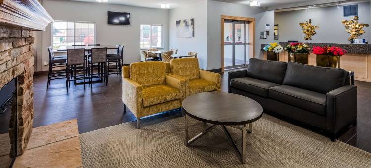 马科姆贝斯特韦斯特优质酒店(Best Western Macomb Inn)图片