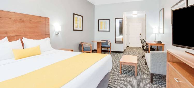 海滨华美达酒店(Ramada by Wyndham Marina)图片