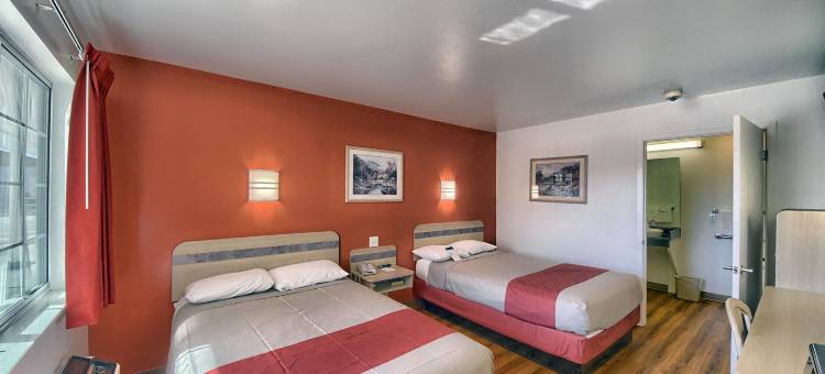 6号克尔维尔汽车旅馆(Motel 6 Kerrville, TX)图片