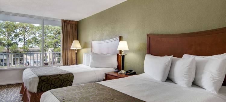 巴拿马城海滩温德姆呗盟酒店(Baymont by Wyndham Panama City Beach)图片