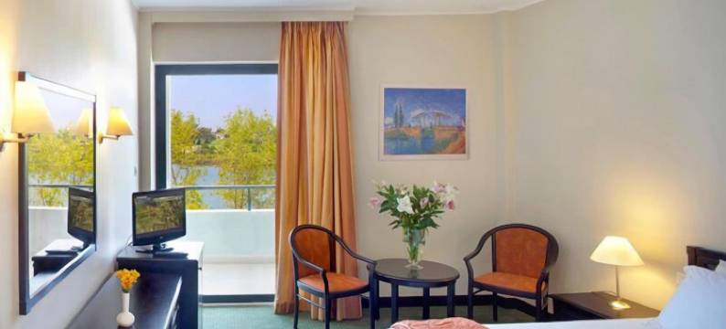 马加罗讷皇家酒店(Margarona Royal Hotel)图片