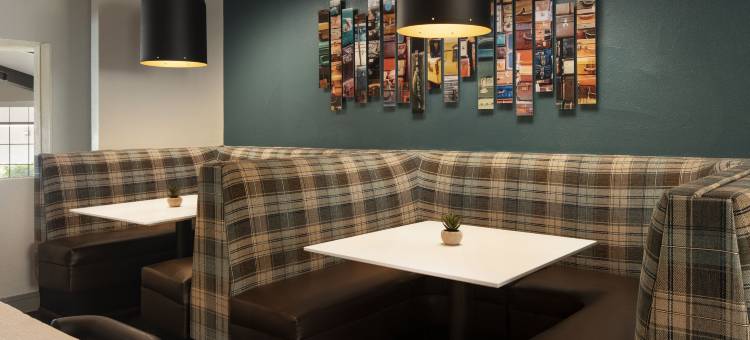 福朋喜来登酒店图森机场店(Four Points by Sheraton Tucson Airport)图片