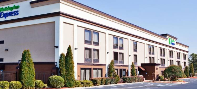 Holiday Inn Express 桃树角 - 诺克罗斯(Holiday Inn Express Peachtree Corners-Norcross)图片