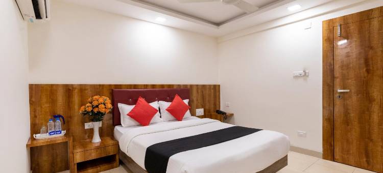 Capital O 49120 Ak International Rooms图片