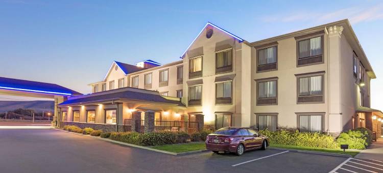 林肯贝斯特韦斯特优质套房酒店(Best Western Plus Ellensburg Hotel)图片