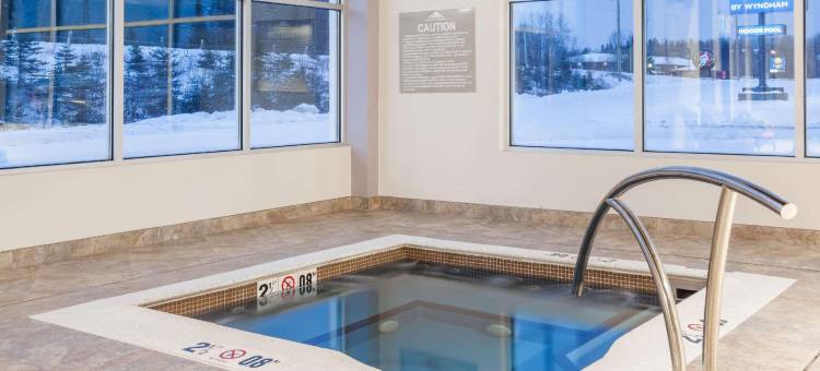 Microtel Inn & Suites by Wyndham Kirkland Lake图片