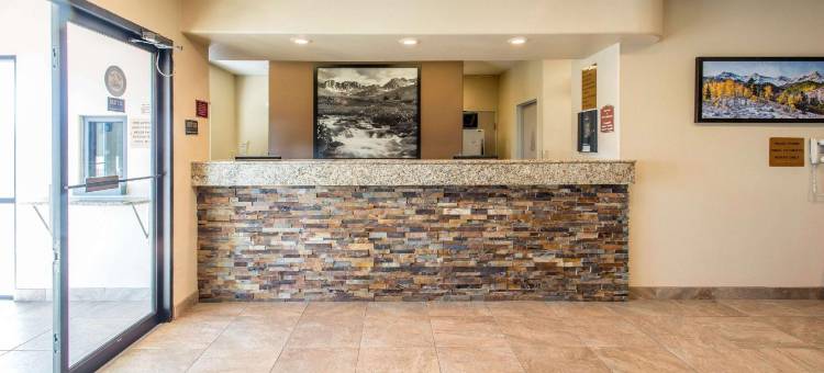 拉夫兰/柯林斯堡区呗盟酒店(Baymont by Wyndham Loveland/Fort Collins Area)图片