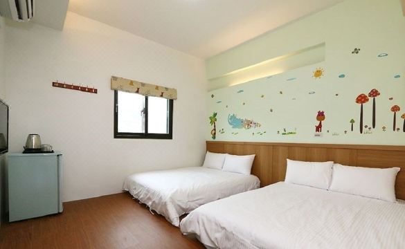 Lan Hai Leisure Time B&B Hotel Overview
