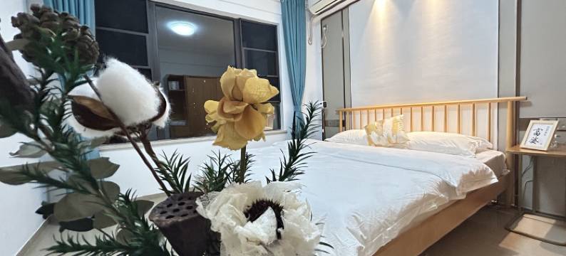 夏日度假美宿客栈(棕榈路分店)图片