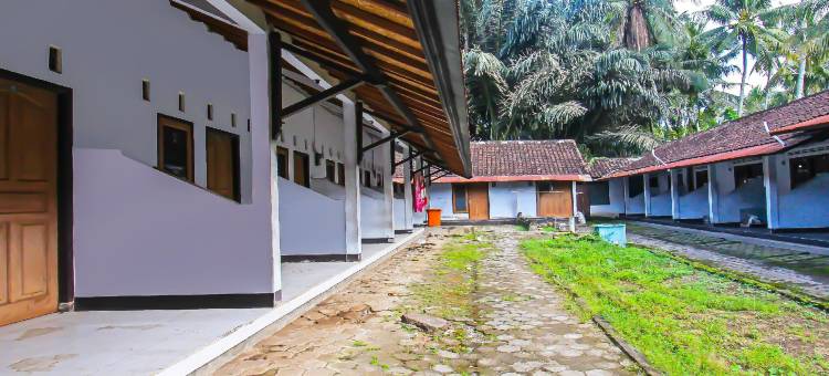 O苏坎迪民宿-近塞梅顿民宿(Hotel O Sukandi Homestay Near the Semeton Homestay)图片