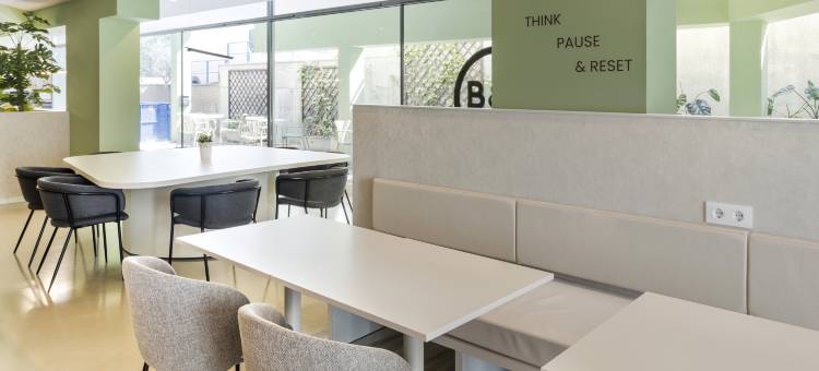 马德里皮纳尔德拉斯罗萨斯民宿酒店(B&B HOTEL Madrid Pinar de Las Rozas)图片