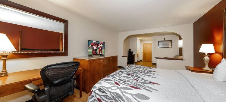 红屋顶旅馆及套房比洛克西 - 海洋泉(Red Roof Inn & Suites Biloxi - Ocean Springs)图片