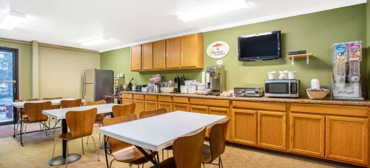 克雷姆灵速8酒店(Super 8 by Wyndham Kremmling)图片