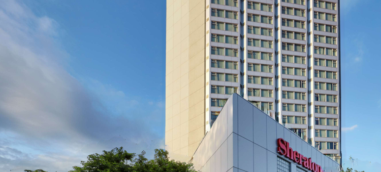 温哥华吉尔福德喜来登酒店(Sheraton Vancouver Guildford Hotel)图片