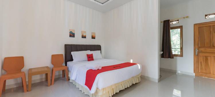 红多兹酒店-近西勒图苏卡布米(RedDoorz Near Ciletuh Sukabumi)图片