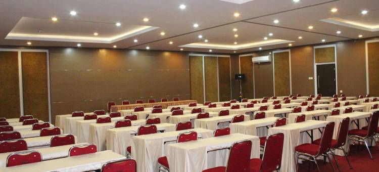 帕尔玛因达酒店(Parma Indah Hotel)图片