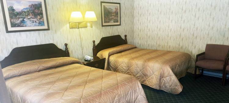 西斯托克布里奇欢乐谷汽车旅馆(Pleasant Valley Motel West Stockbridge)图片