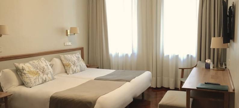 克鲁尼酒店(Hotel Crunia I A Coruña)图片