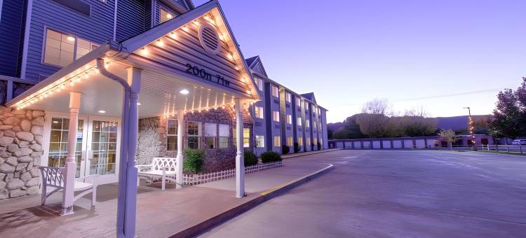 河谷旅馆(River Canyon Lodge)图片