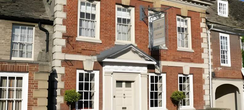 海沃思酒店(The Highworth Hotel)图片