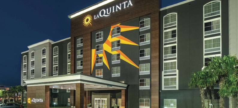 圣安东尼奥市区拉昆塔温德姆套房酒店(La Quinta Inn & Suites by Wyndham San Antonio Downtown)图片