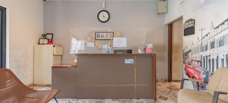 红多兹Plus酒店-近棉兰尤迈(RedDoorz Plus Near Unimed Medan)图片