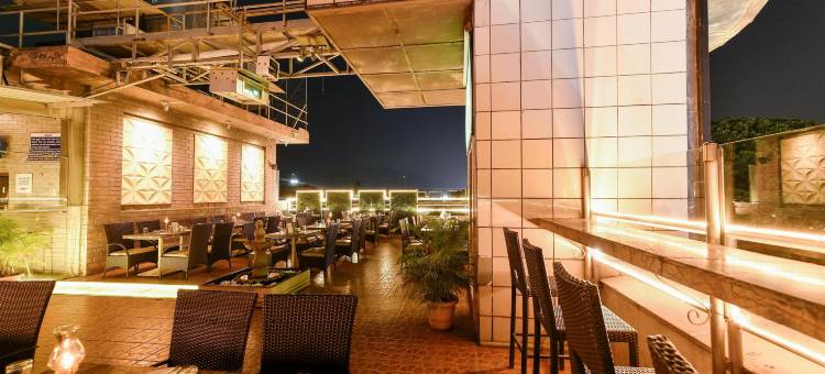 鲁帕酒店(Hotel Roopa)图片