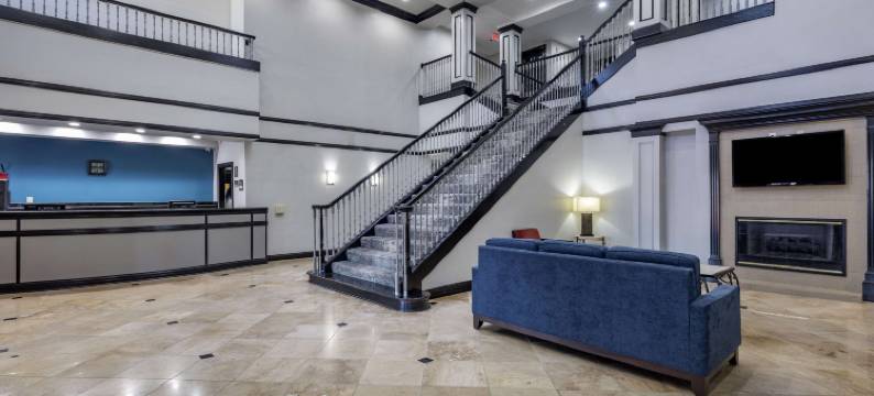 I-35东核桃山凯艺套房酒店(Quality Inn & Suites I-35 E-Walnut Hill)图片