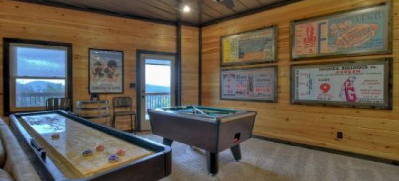 Skyfall Sweeping Mountain Views Gas Fireplace Hot Tub图片