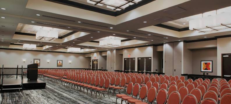 本顿维尔希尔顿逸林套房酒店(DoubleTree Suites by Hilton Hotel Bentonville)图片