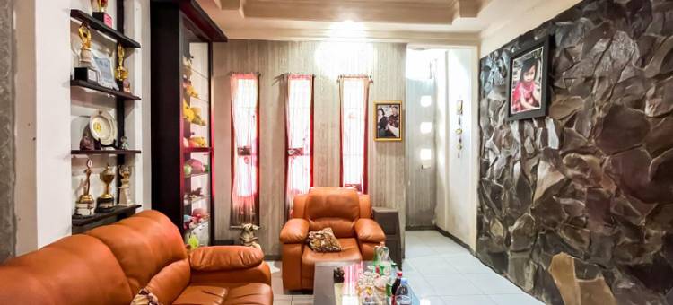 布罗莫之家红伙伴酒店(Rumah Bromo RedPartner)图片