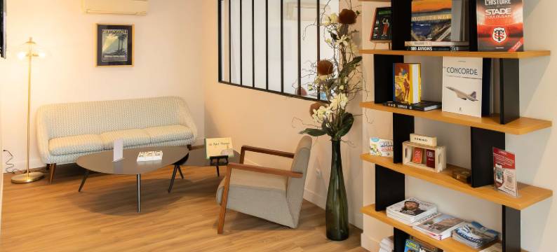 图卢兹康铂酒店-布拉尼亚克机场店(Campanile Toulouse - Blagnac AÉROPORT)图片