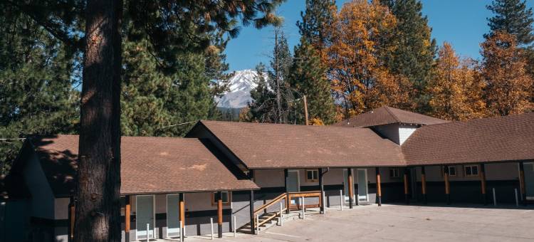 芒特沙斯塔小屋(LOGE Mt. Shasta)图片