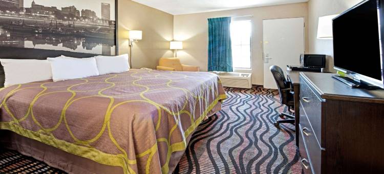 莱克兰温德姆速8酒店(Super 8 by Wyndham Lakeland)图片