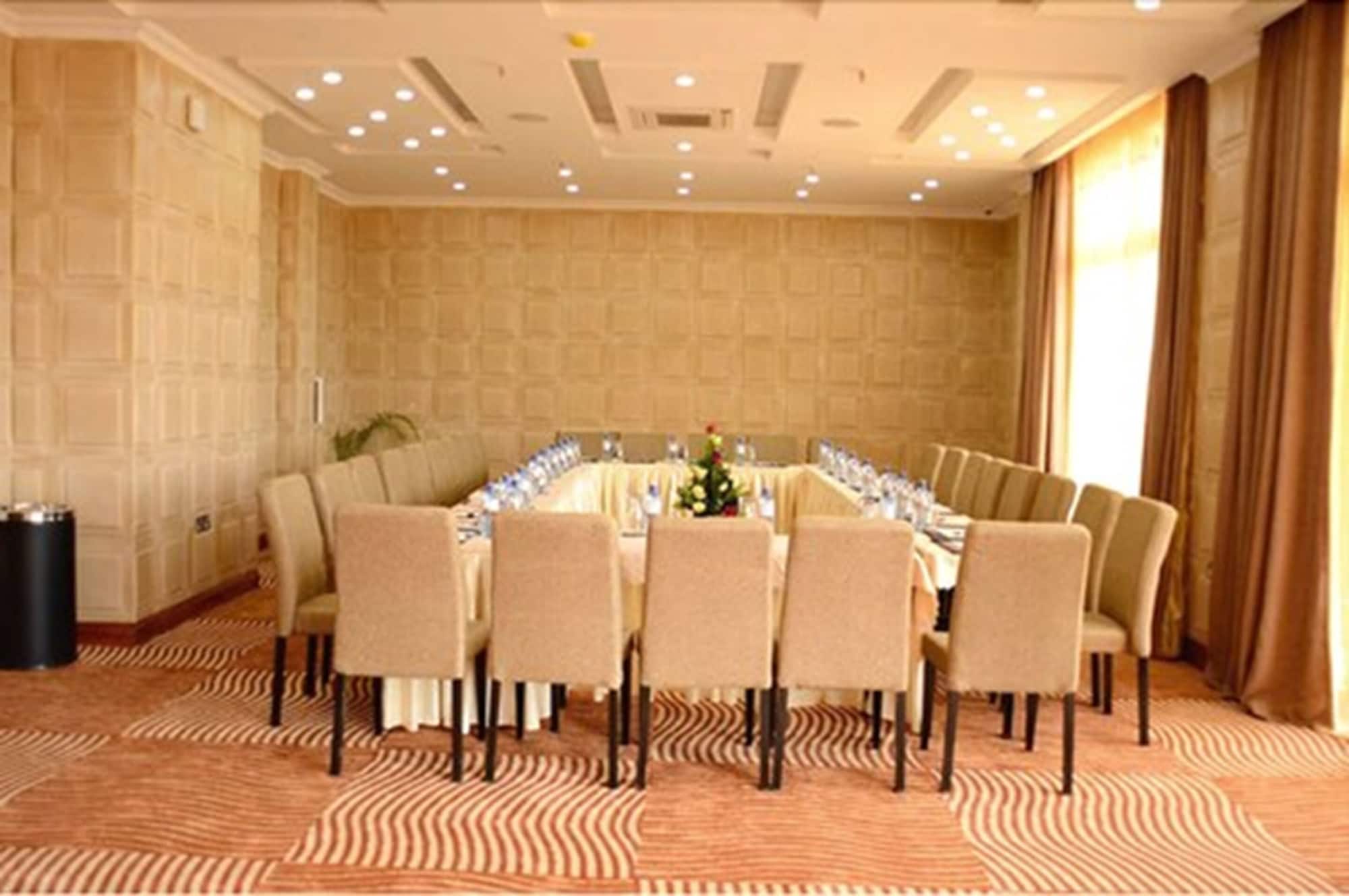 The White Rhino HotelOver view