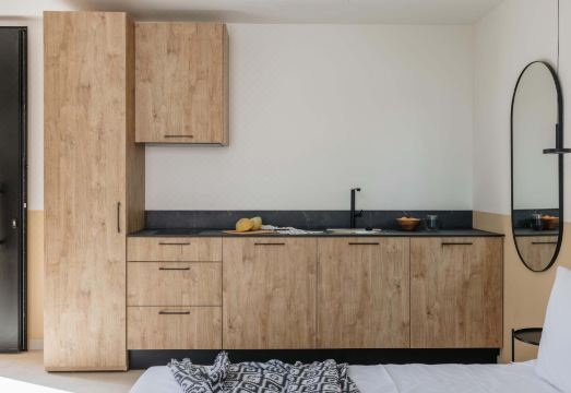 Marea Suites Hotel Overview