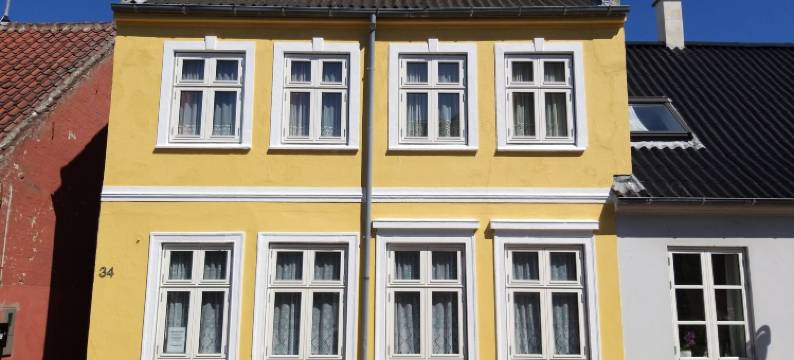 鲁兹克宾假日客房酒店(Holiday Rooms Rudkøbing)图片