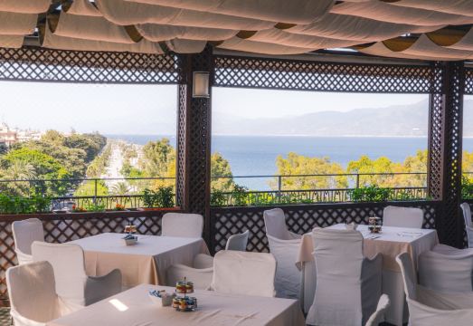 Grand Hotel ExcelsiorHotel Overview