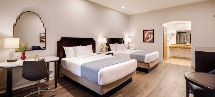 雷德兰兹艾尔酒店(Ayres Hotel Redlands - Loma Linda)图片